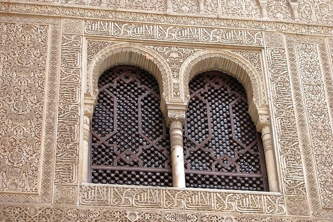 Alhambra al Completo, nazaries palaces, generalife palace - Charles V’s Palace: the Renaissance contrast you can’t miss