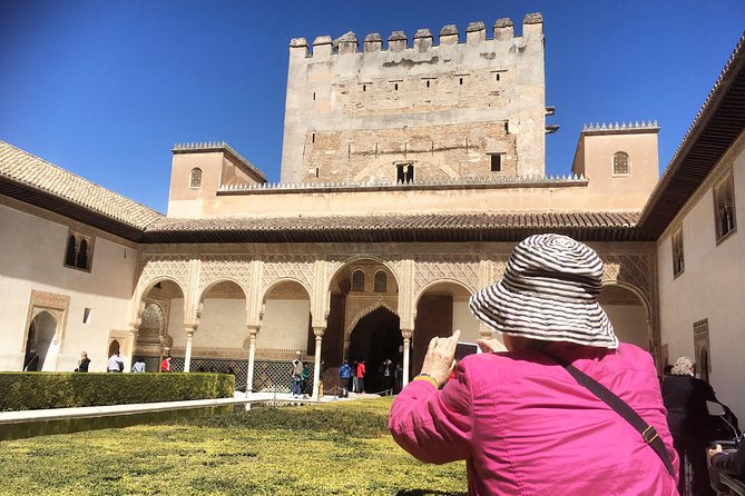 Alhambra and Nasrid Palaces Private Sensory Tour - What you’re really paying for: details, audio, and a guide who keeps it human
