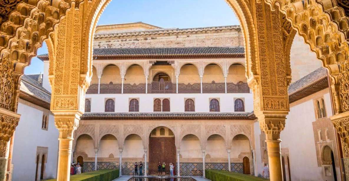 Alhambra & Generalife: Exclusive 3 hours Private Tour - Practical Timing Tips for a Smooth Alhambra Morning