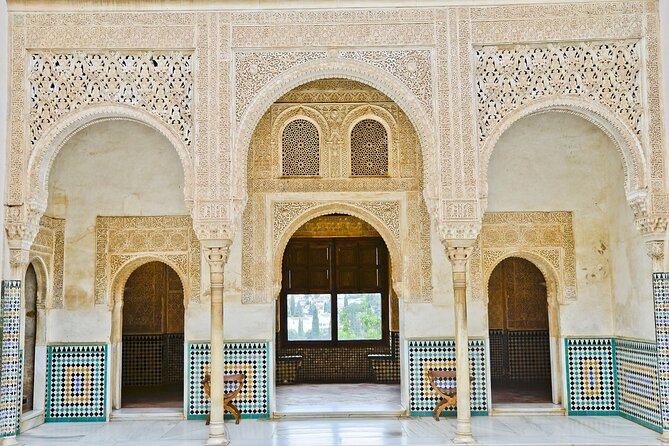 Alhambra & Generalife Skip the Line Regular Group including Nasrid Palaces - Alcazaba Views and Fortress Energy: Don’t Skip the Defensive Part