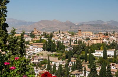 Alhambra, Nasrid Palaces and Albaicin Tour - The morning start: meeting points and getting into Alhambra smoothly