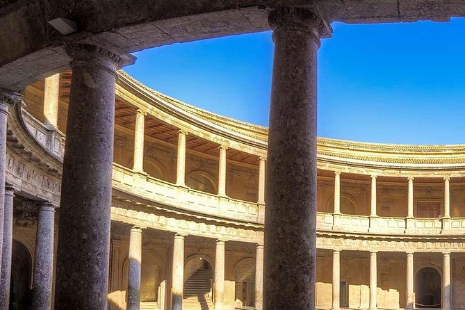 Alhambra Private Tour: Nasrid Palaces, Alcazaba and Generalife - How the 3-hour Alhambra route stays manageable