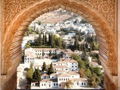 Alhambra Private Tour: Nasrid Palaces, Alcazaba & Generalife - Price and tickets: what $185 per person really buys you
