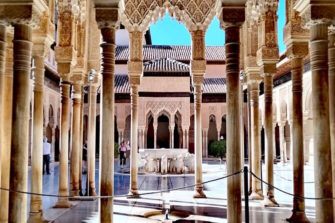 Alhambra Private Tour: Nasrid Palaces and Generalife - The Nasrid Palaces: the Alhambra’s center of gravity