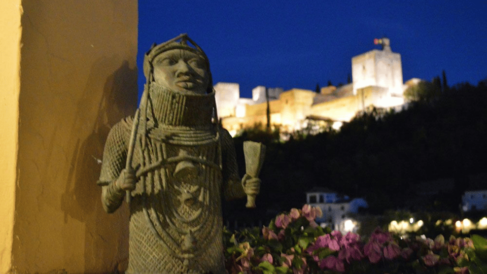 Alhambra: Tour Leyendas de la Alhambra - Small-Group Style With Time for Questions (And Photos)
