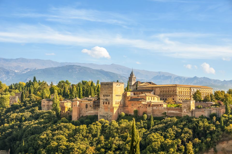 Alhambra: Tour Leyendas de la Alhambra - What the Tour Includes (And Why It’s a Good Strategy)