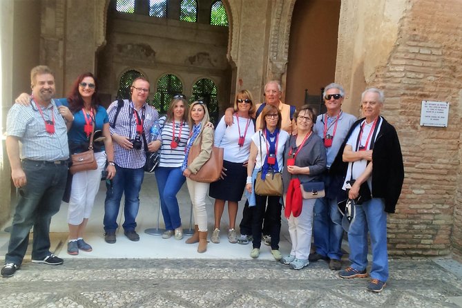 Alhambra Tour with Nasrid Palaces : Join a Group. Skip the line. - Nasrid Palaces: the must-see rooms, explained in a sane order