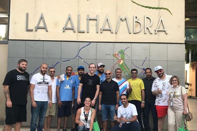 Alhambra Tour with Nasrid Palaces : Join a Group. Skip the line. - Group size, crowds, and photo time: staying human in busy places