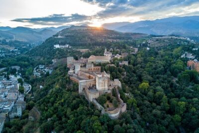 Alhambra&Generalife, Albaicín & Sacromonte Private Tour - The Nasrid Palaces: The Details That Make Alhambra Art Feel Alive