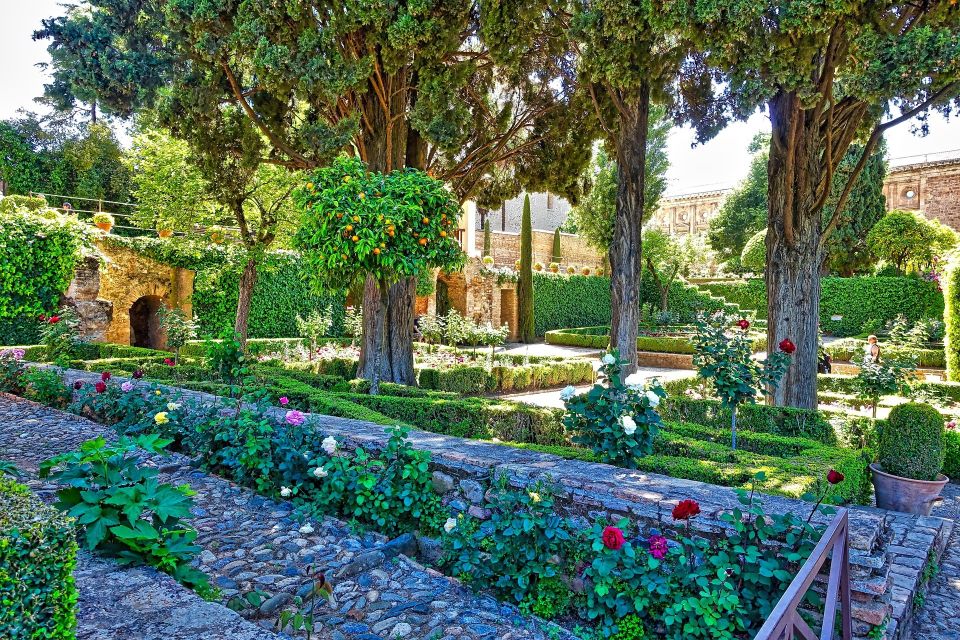 Alhambra's Gardens: Generalife, Partal, Alcazaba, & Carlos V - Why Generalife + Partal + Alcazaba + Charles V fits in 2 hours
