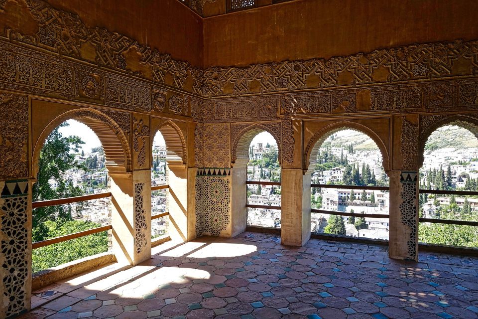 Alhambra's Gardens: Generalife, Partal, Alcazaba, & Carlos V - Alcazaba stop: panoramas over Granada and why the viewpoints matter