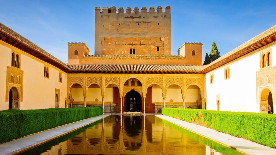 Best of Granada: Private Walking Tour with a Local - Mirador de San Nicolás: the view, the questions to ask, and how to enjoy it