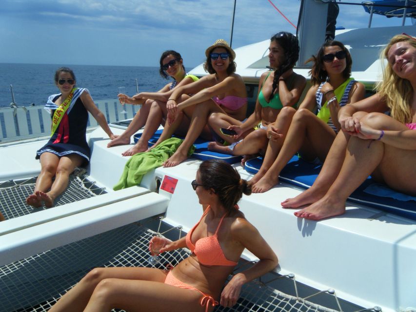 Costa Tropical: Luxury Catamaran Trip with Lunch - Dolphins at Sea: Strong Possibility, Smart Viewing