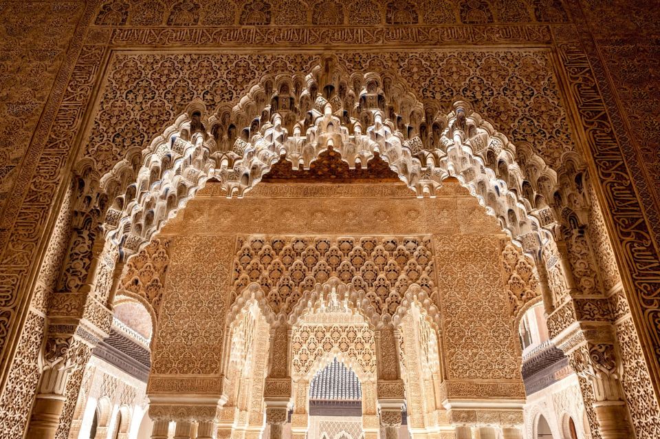 Fast-Track Alhambra & Nasrid Palaces Guided Tour - How the 3-Hour Pace Feels in Real Life