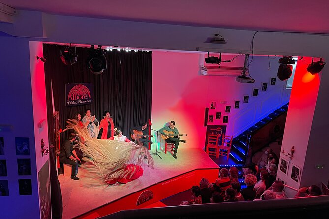Flamenco Show in the Center of Granada - Noise, heat, and comfort: how to be ready