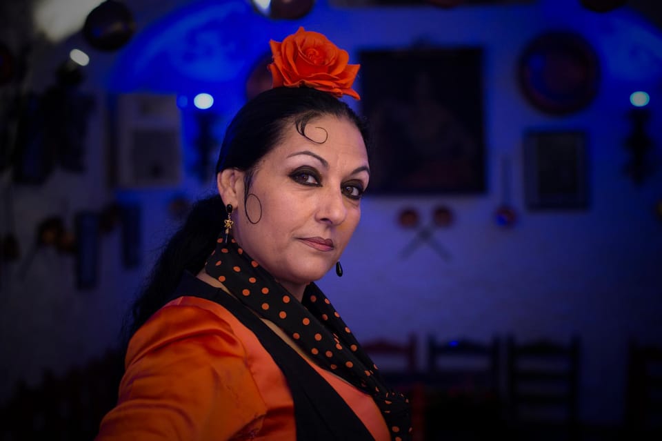 Flamenco Show: Zambra in Cuevas del Sacromonte - Included drink: what you get and how to plan around it
