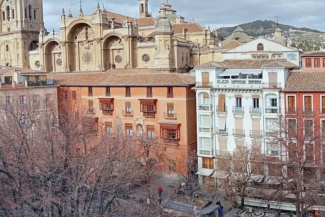 Flavors of Granada Walking Tour - Included snacks and tastings: what to expect (and what not to)