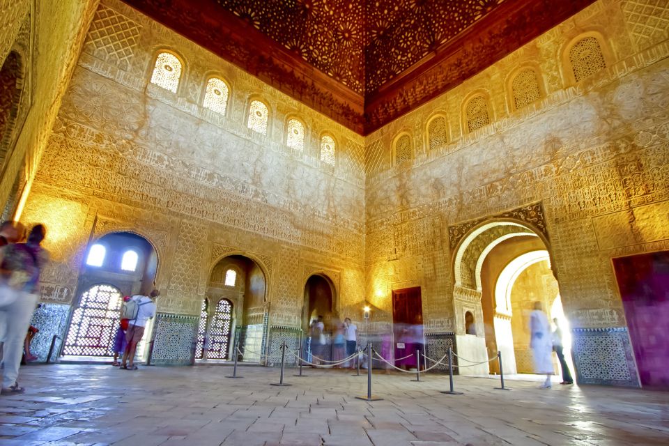 From Costa del Sol or Malaga: Granada and Alhambra Tour - Inside Alhambra: guided pacing in a complex you can’t wing