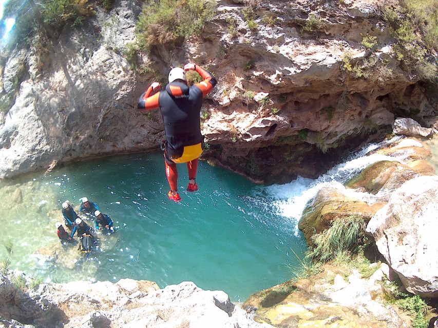 From Granada: Rio Verde Canyoning Tour - Who this Rio Verde canyoning tour is best for