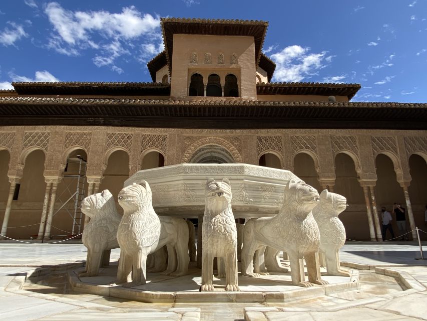 Granada: Alhambra, Alcazaba, and Generalife Private Tour - Key Things That Make This Alhambra Tour Worth It