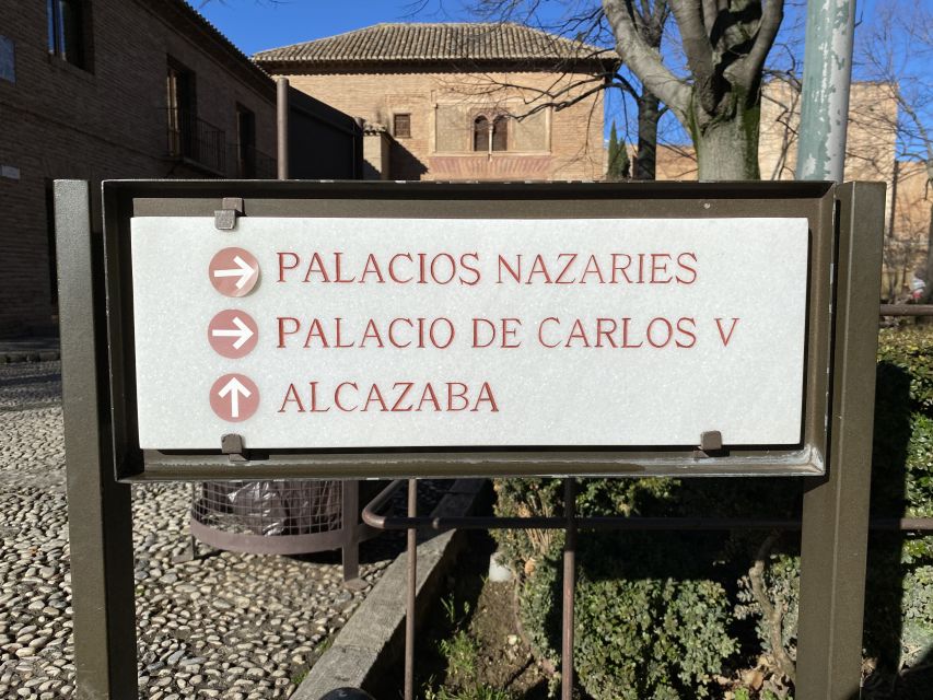 Granada: Alhambra, Alcazaba, and Generalife Private Tour - Mexuar, Comares, and Leones: The Palace Highlights You’ll Actually Use