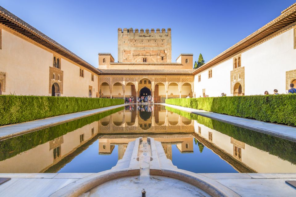 Granada: Alhambra and Generalife Private Fast-Track Tour - Price and value: is $330 a good deal?