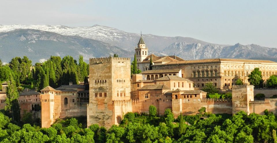 Granada: Alhambra and Nasrid Palaces Tour without Tickets - What This 3-Hour Alhambra Tour Really Gives You