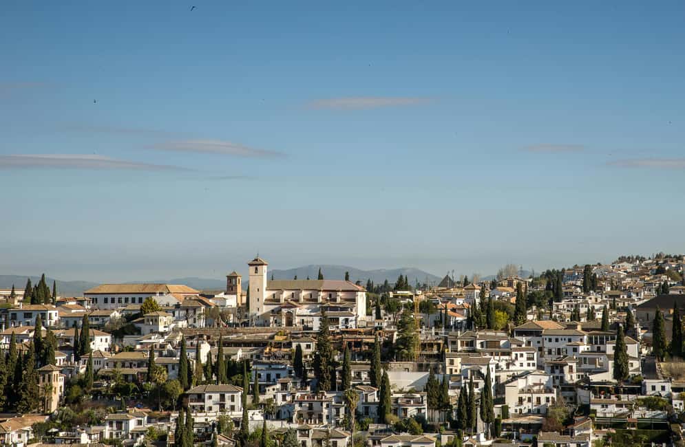 Granada: Alhambra, Cathedral, Royal Chapel and Albayzin tour - Price and value: what $135 covers, and why it’s a fair deal