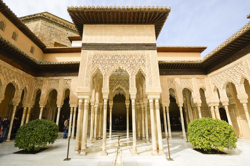 Granada: Alhambra Fast-Track Guided Tour - Key things I’d plan around