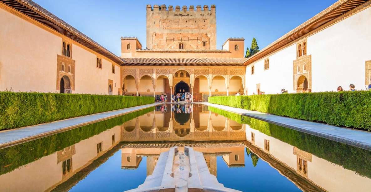 Granada: Alhambra, Generalife & Albaicin Private Tour - Puerta de las Pesas and Plaza Larga: Reading the Neighborhood’s Rhythm