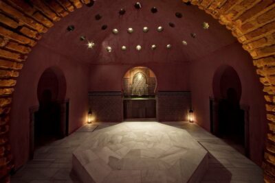 Granada: Alhambra Guided Tour and Arabian Bath and Massage - Morning pickup and timing: don’t let Alhambra bite you
