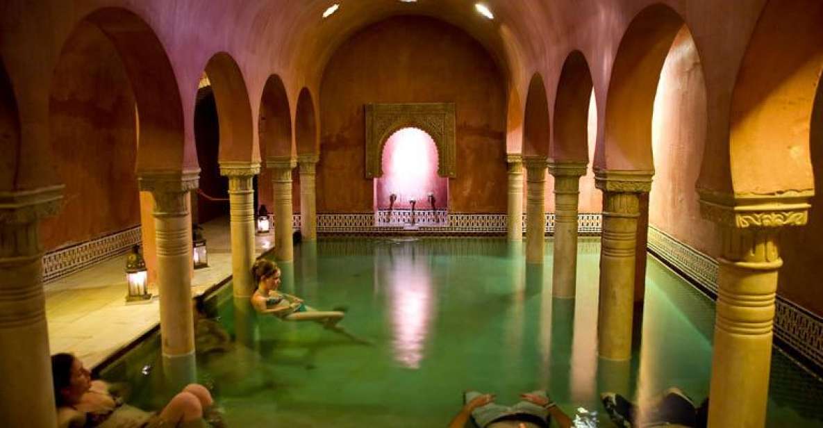 Granada: Alhambra Guided Tour and Arabian Bath and Massage - Generalife Gardens: slow down and let the water theme work