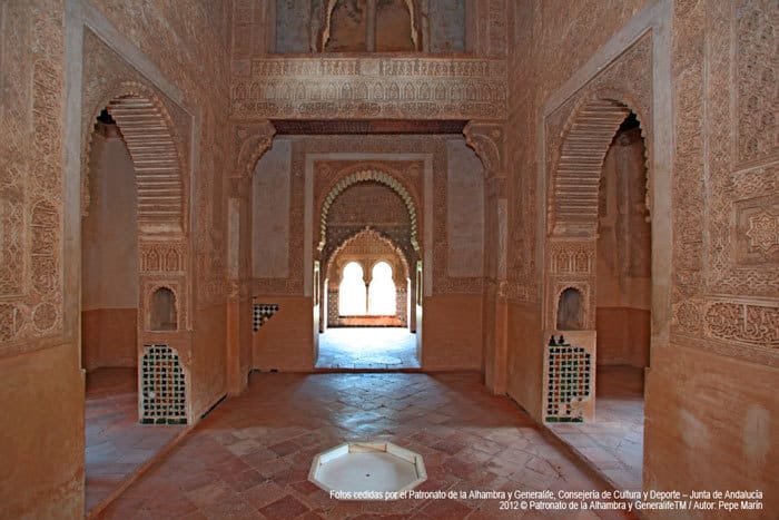 Granada: Alhambra Guided Tour and Flamenco Show - Booking and flexibility: what to know before you commit
