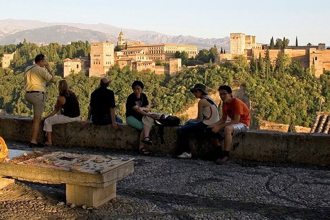 Granada: Alhambra tickets and other attractions - Sacromonte caves: caves with meaning, not just scenery