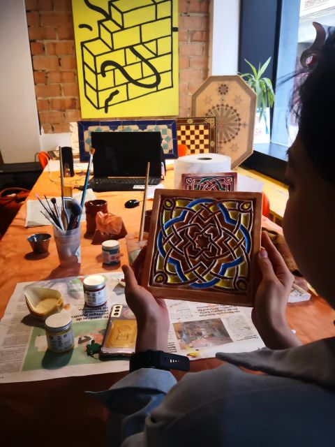 Granada: "Alhambra´s Craft Workshop" - The two-hour flow: from tools to a finished souvenir