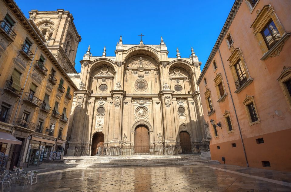 Granada: Cathedral and Royal Chapel Guided Tour with Tickets - How the guide experience shapes the value (and one reason it can be uneven)