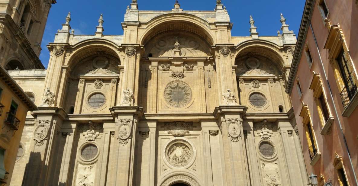 Granada: Cathedra&Royal Chapel & Albaicín skip the line Tour - Royal Chapel of Granada: Power, Tombs, and Imperial Memory