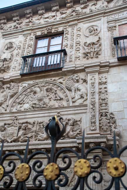 Granada Citycenter&Albayzin - The Albayzín climb and Aljibe De Trillo: viewpoint build-up with real texture