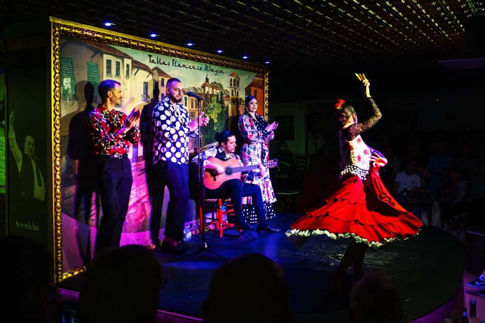 Granada: Flamenco Show at Tablao Flamenco Albayzín - Practical tips for a smooth night in Albayzín