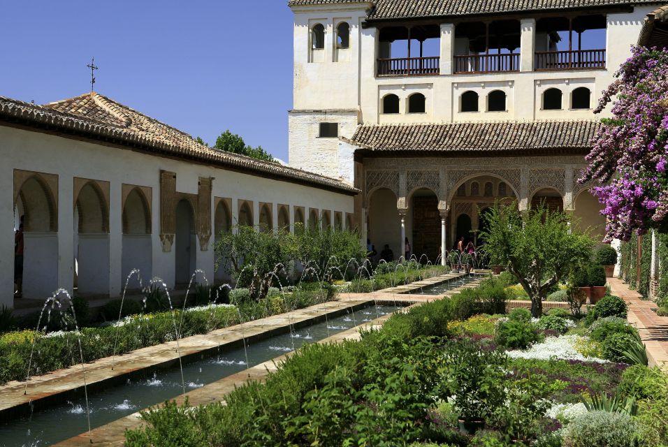 Granada Full Day: Alhambra General, Albayzin and Sacromonte - Who should book Granada Full Day: Alhambra + Albaicín + Sacromonte