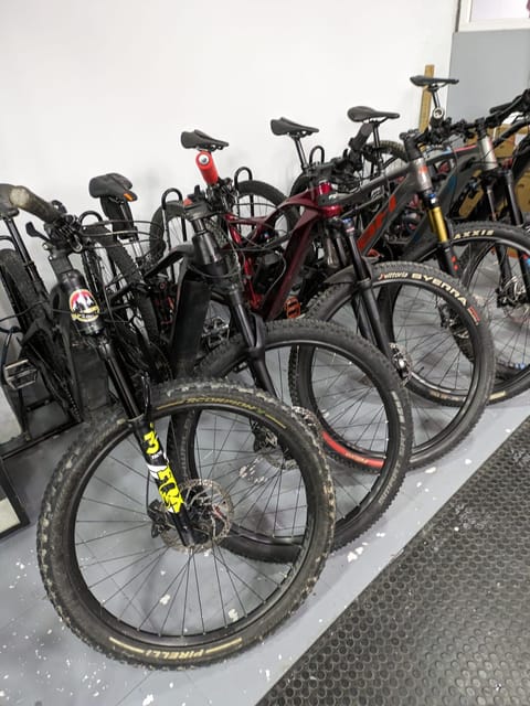 Granada Highlights by E-Bike: Albaicín & Sacromonte - E-bikes that keep you from doing the hills the hard way