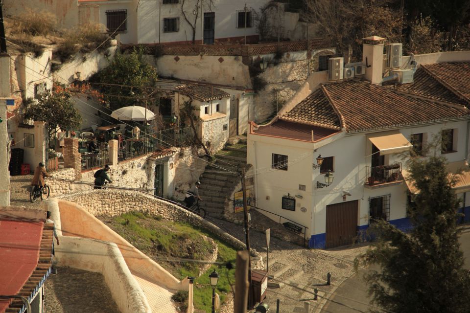 Granada: Highlights & Viewpoints eBike Tour with Tapas Break - The Viewpoints Loop: San Nicolás and San Miguel Alto