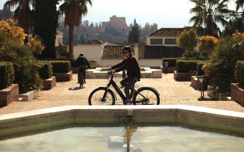 Granada: Highlights & Viewpoints eBike Tour with Tapas Break - Should You Book This Granada E-Bike & Tapas Tour?