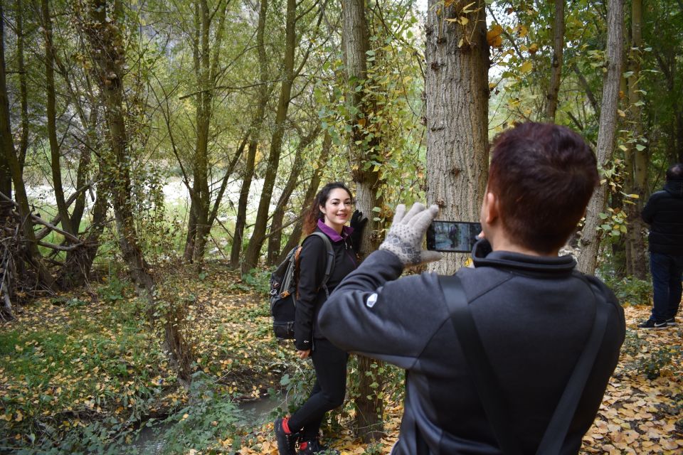 Granada: Hiking along the Gollizno route - Tajos de la Hoz gorge: suspension bridges, walkways, and cliff views