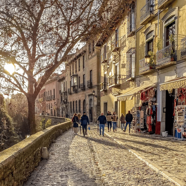 Granada in full: Albaicin & the Historic Centre - Alcaicería market area: a practical stop that adds texture