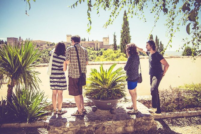Granada Private Tapas & Walking Tour - Plaza del Carmen finale: your last tapa and a smooth reset
