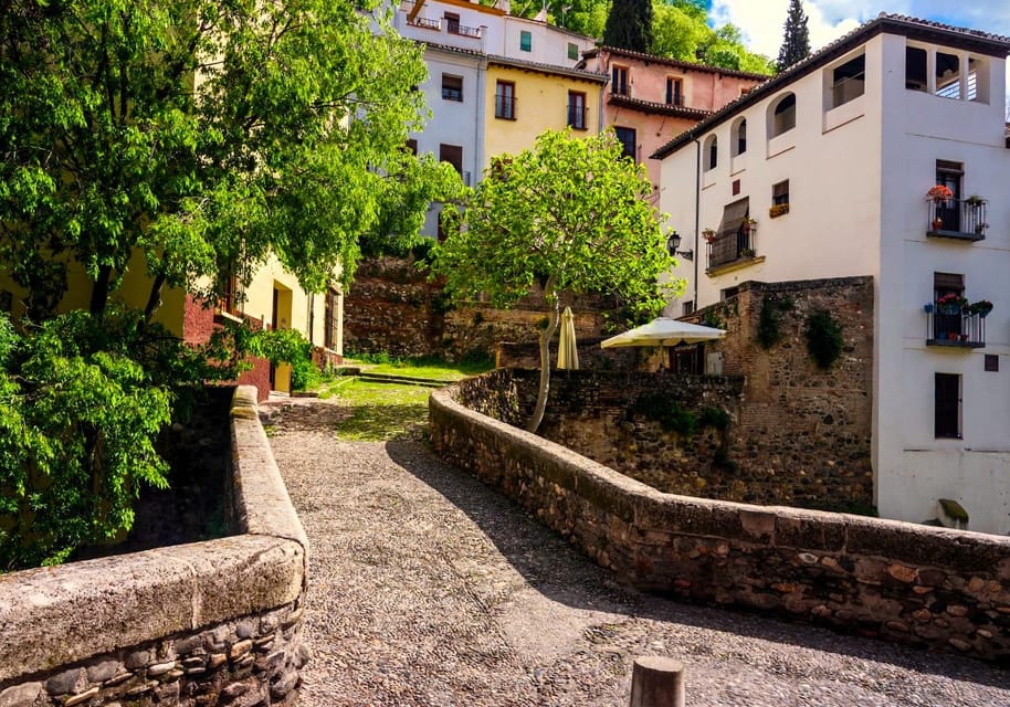 Granada: Private Tour of Albaicín, Sacromonte and Viewpoints - Price and value: what $347 buys you (and what it doesn’t)