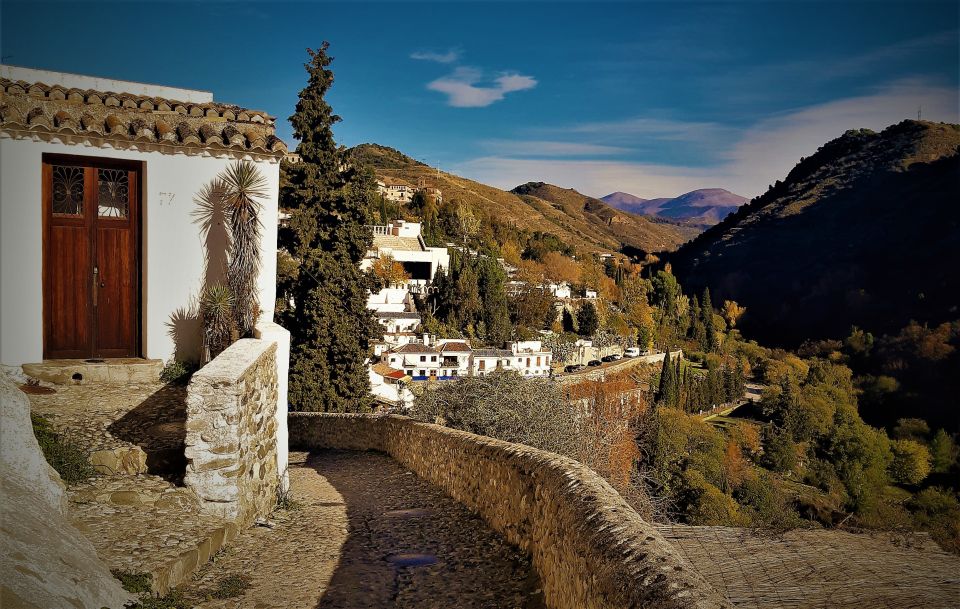 Granada: Private Tour of Albaicín, Sacromonte and Viewpoints - How long it lasts and how much energy you’ll spend