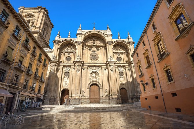 Granada: Royal Chapel and Granada Cathedral Guided Tour - Time on the Clock, Group Size, and Your Pace