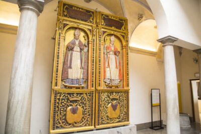 Granada: Royal Chapel and Historical Center Walking Tour - Plaza Bib-Rambla and the Gate of Ears Story